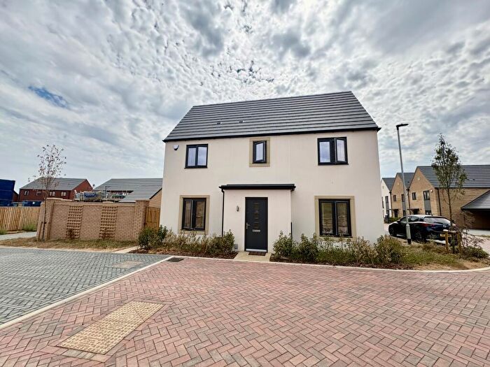 3 Bedroom Semi-Detached House To Rent In Loweswater Place, Peterborough, PE7