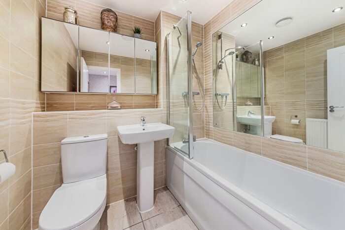 4 Bedroom Detached House For Sale In Palmer Close, Harwell, OX11