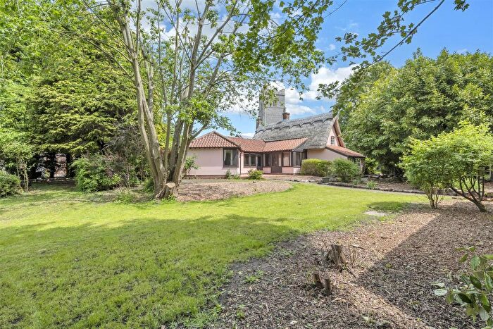 4 Bedroom Detached House For Sale In The Street, Badwell Ash, IP31