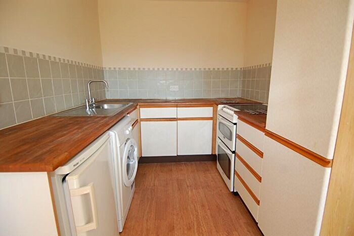 1 Bedroom Flat For Sale In Weymouth Court, Walcot, Bath, BA1