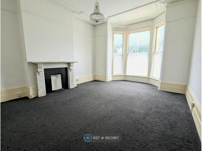 2 Bedroom Flat To Rent In Western Parade, Southsea, PO5