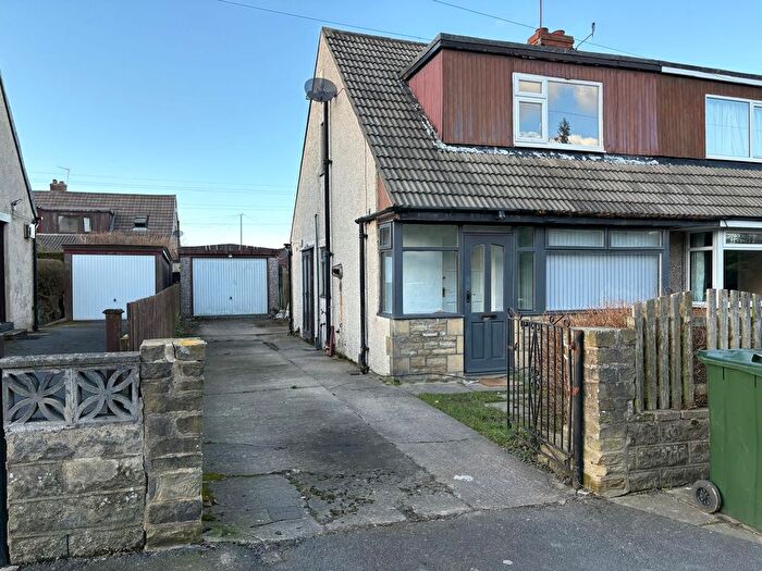 3 Bedroom Semi-Detached House To Rent In Clara Road, Bradford, BD2