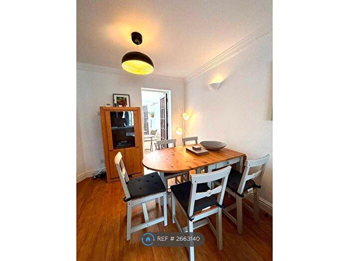 3 Bedroom Terraced House To Rent In Brunswick Mews, Hove, BN3