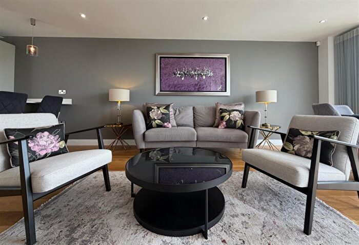 2 Bedroom Apartment To Rent In Sainte Adresse, Penarth, Cardiff, CF64