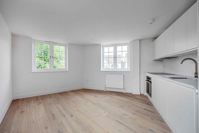 1 Bedroom Flat To Rent In Wimbledon Park Road, London, SW19