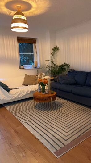 1 Bedroom Flat To Rent In Stepney Green, London, E1