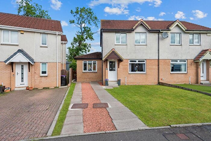 3 Bedroom Semi-Detached House For Sale In Flint Crescent, Cowie, FK7