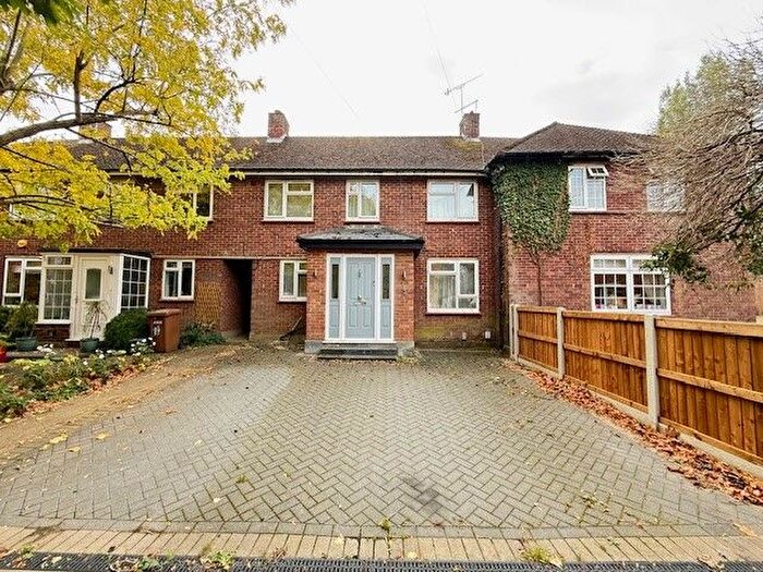 3 Bedroom Property To Rent In Bridger Close, Watford, WD25