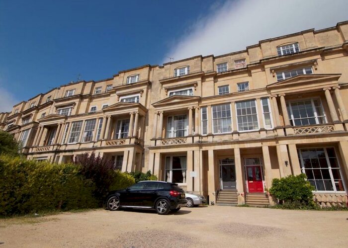2 Bedroom Flat To Rent In Lansdown Terrace, GL50