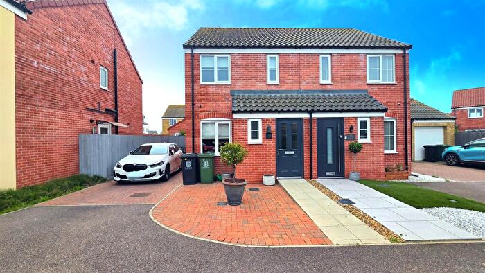 2 Bedroom Semi-Detached House For Sale In Colby Drive, Bradwell, NR31