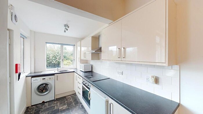 5 Bedroom House To Rent In Clementson Road, Crookes, S10