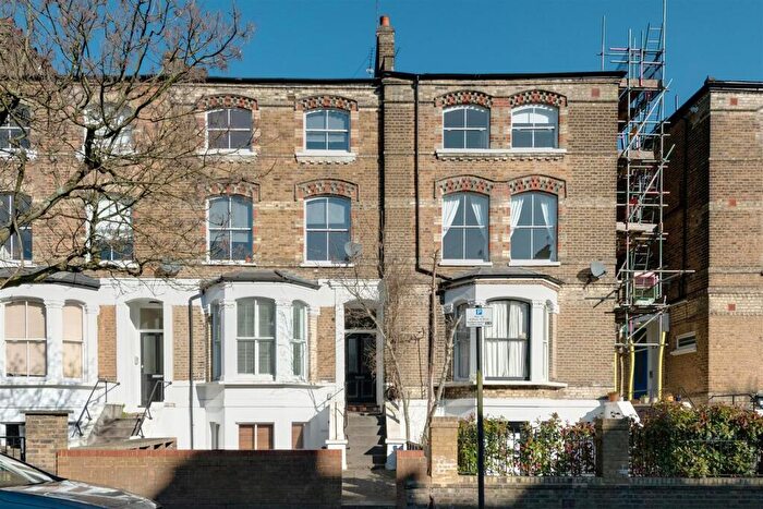 1 Bedroom Flat To Rent In London, N7