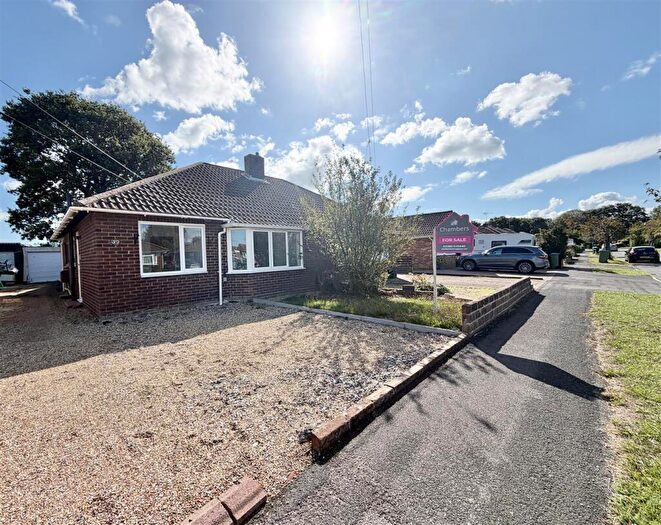 3 Bedroom Semi-Detached Bungalow For Sale In Harold Road, Stubbington, Fareham, PO14