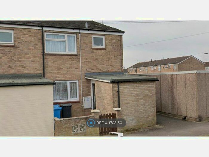 3 Bedroom Terraced House To Rent In Wareham Close, Bransholme, Hull, HU7