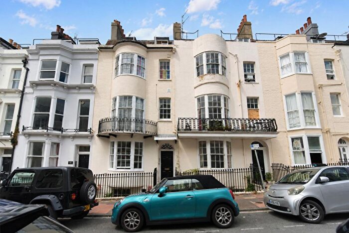 1 Bedroom Flat For Sale In Devonshire Place, Brighton, BN2