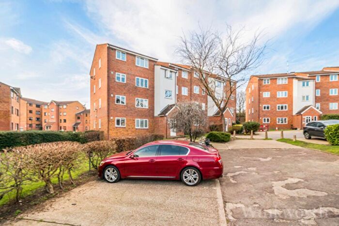 1 Bedroom Apartment For Sale In John Williams Close, London, SE14