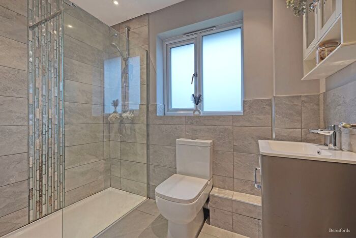 1 Bedroom Flat For Sale In Gatwick View, Billericay, CM12