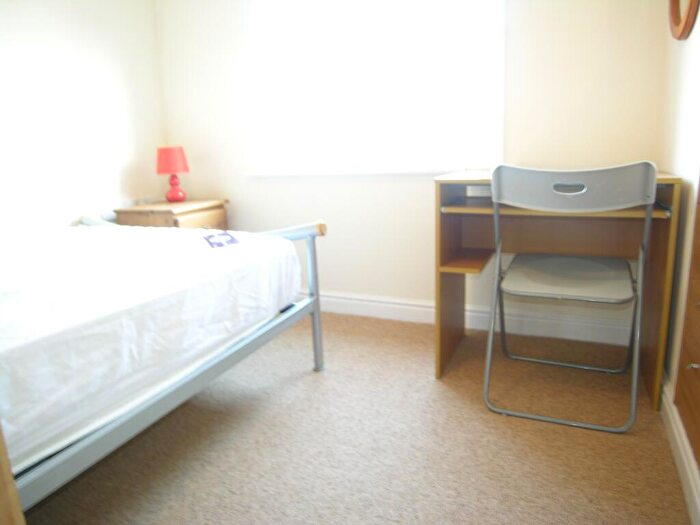 5 Bedroom House To Rent In Bedroom Detached House In Winton, BH9