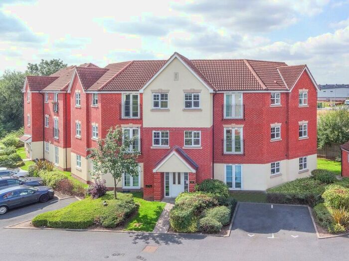 2 Bedroom Apartment To Rent In Craft Court, Railway Walk, Bromsgrove, Worcestershire, B60