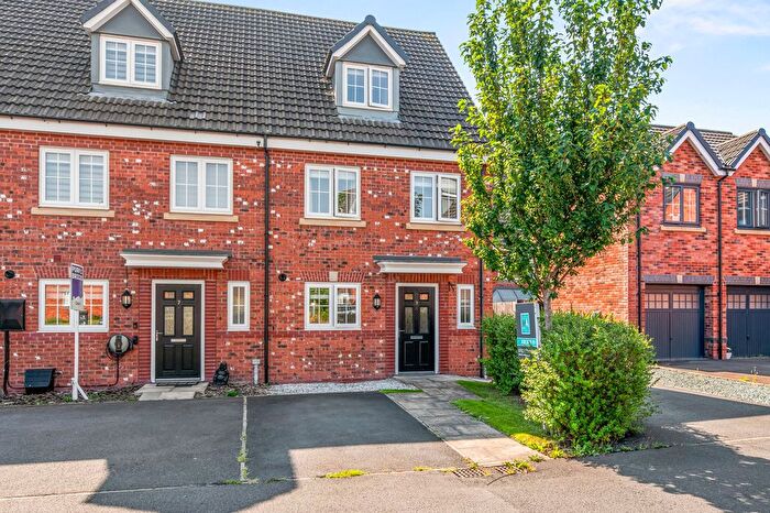 4 Bedroom End Of Terrace House For Sale In Ketteringham Drive, Great Sankey, WA5