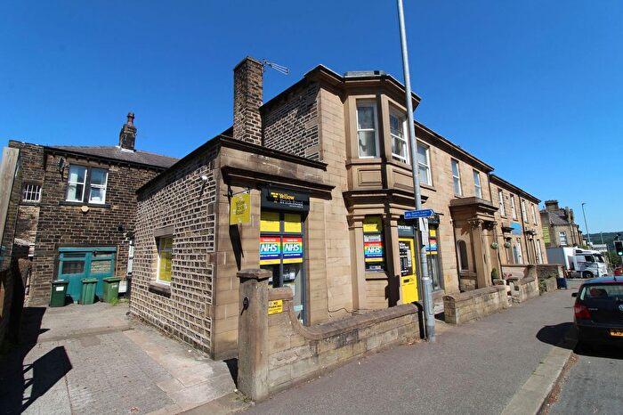 3 Bedroom Flat To Rent In Trinity Street, Huddersfield, HD1