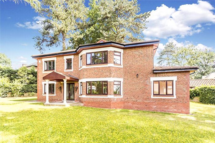 5 Bedroom Detached House To Rent In Ballard Close, Kingston Upon Thames, Surrey, KT2