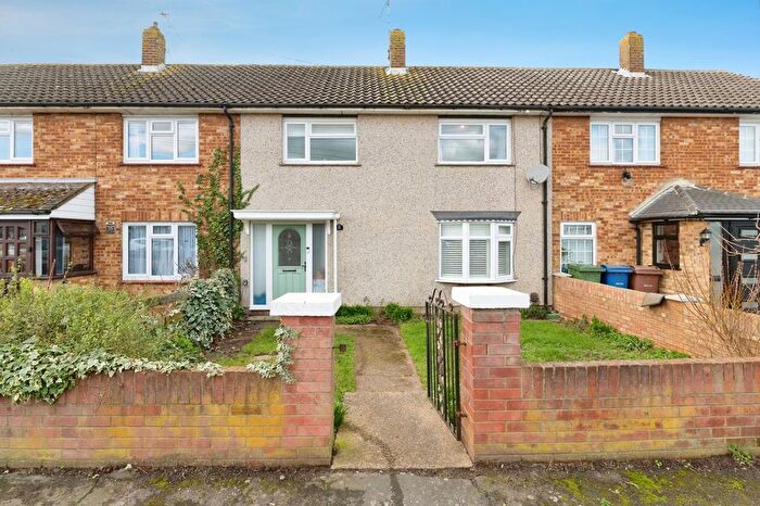 3 Bedroom Terraced House For Sale In St. Marys Road, Grays, Essex, RM16