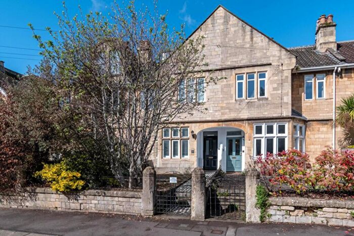 4 Bedroom Semi Detached House For Sale In Crescent Gardens, Bath, BA1