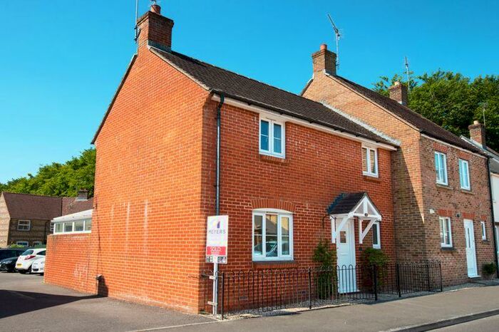 2 Bedroom End Of Terrace House To Rent In Marshwood Road, Dorchester, DT1