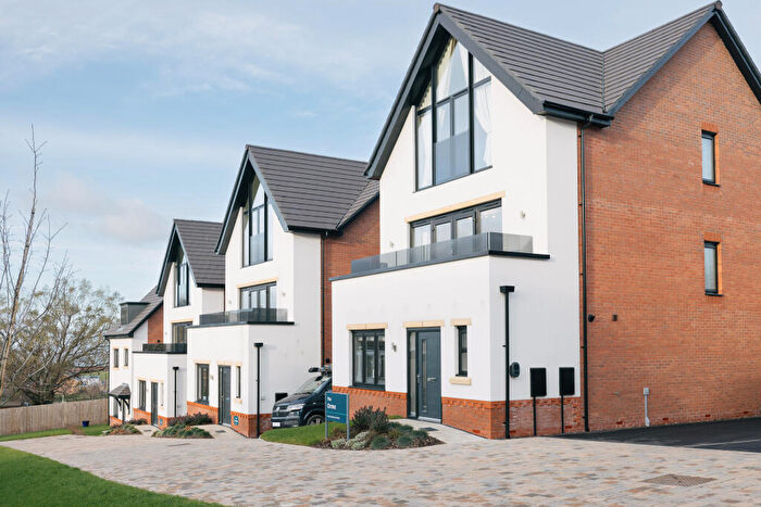 4 Bedroom Detached House For Sale In Nant Y Gamar Road, Llandudno, LL30