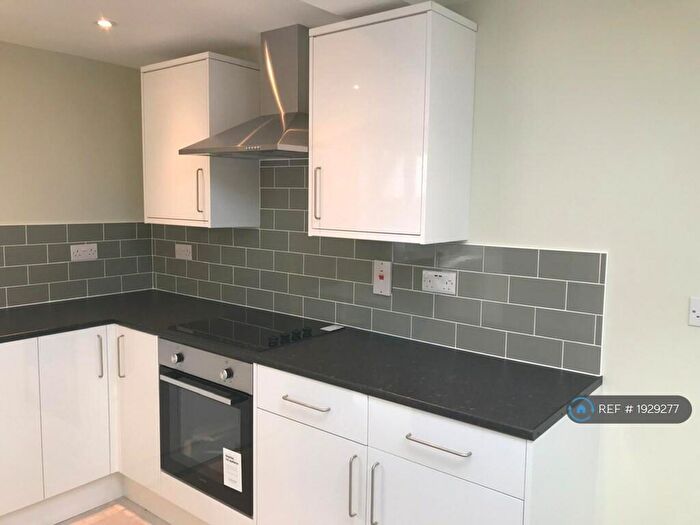 2 Bedroom Flat To Rent In Andover, Andover, SP10