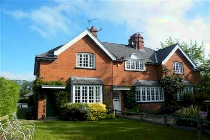 2 Bedroom Cottage To Rent In Barrow Upon Soar, Loughborough, LE12