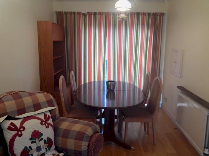 2 Bedroom Bungalow To Rent In Doggett Road, Cambridge, CB1