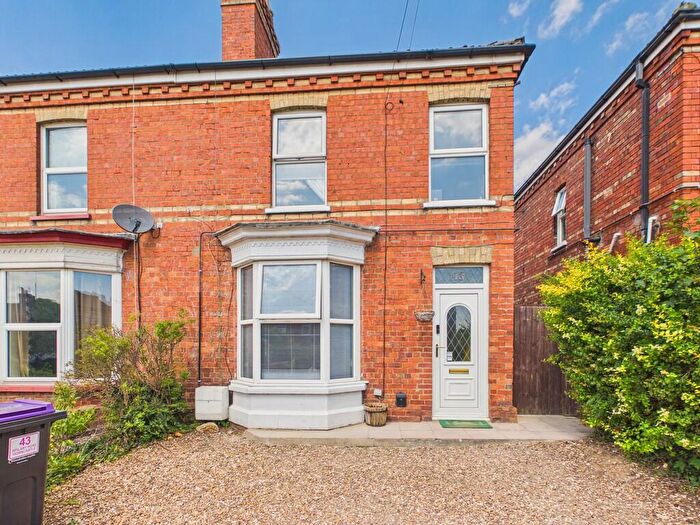 3 Bedroom Semi-Detached House For Sale In Spilsby Road, Horncastle, LN9