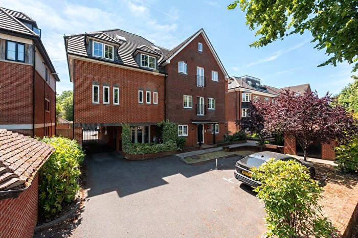 2 Bedroom Flat For Sale In Grove Road, Sutton, SM1