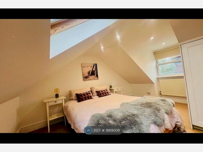 4 Bedroom Maisonette To Rent In Fieldhouse Road, London, SW12