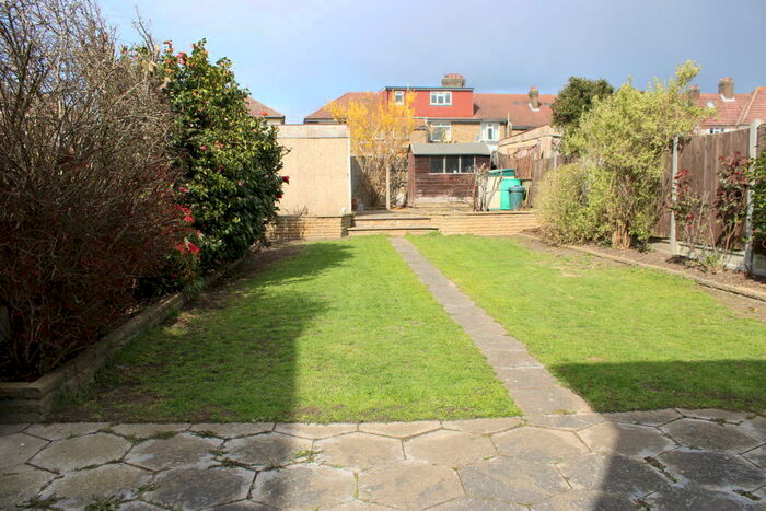 3 Bedroom Semi-Detached House To Rent In Sisley Road Barking, IG11