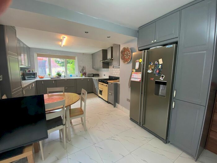 4 Bedroom Property To Rent In Elsmere Avenue, Aigburth, Liverpool, L17