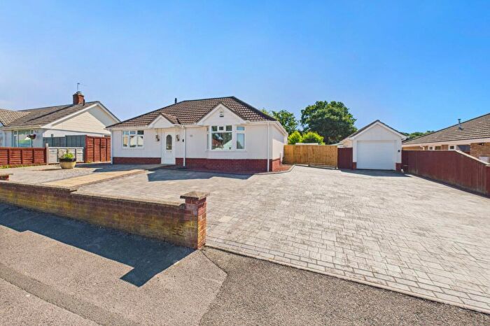 2 Bedroom Bungalow For Sale In Fontmell Road, Broadstone, Dorset, BH18