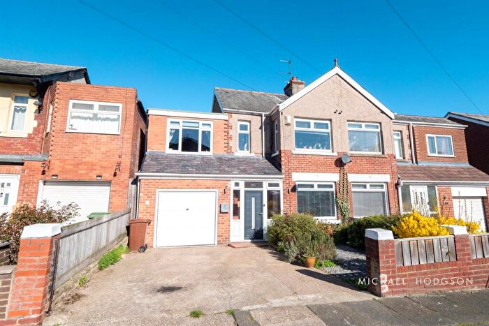 3 Bedroom Semi Detached House For Sale In Drayton Road, Seaburn, Sunderland, SR6