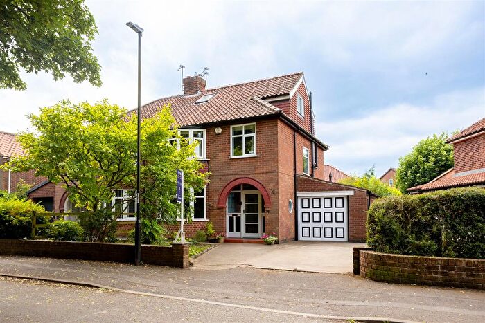4 Bedroom Semi Detached House For Sale In Bracken Road, York, YO24