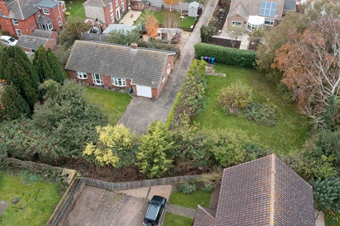 2 Bedroom Bungalow For Sale In Joshua Way, Waddingham, DN21