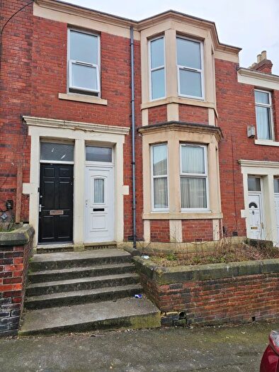3 Bedroom Flat To Rent In Saltwell Street, Gateshead, NE8