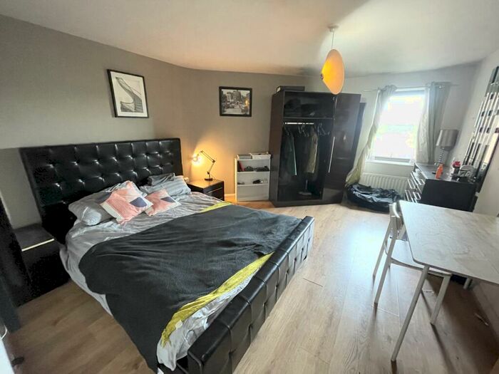 2 Bedroom Apartment To Rent In Darlington - Tillage Green, DL2