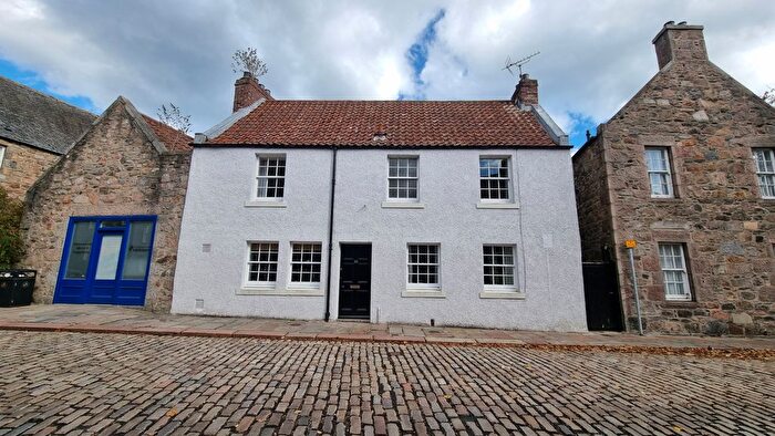 2 Bedroom Cottage To Rent In High Street, Aberdeen, AB24