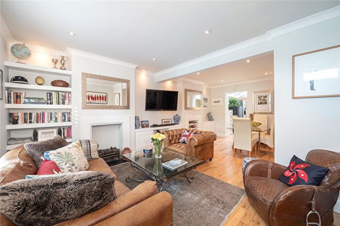 2 Bedroom Terraced House For Sale In Winders Road, London, SW11