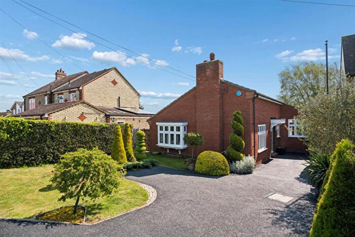 2 Bedroom Detached Bungalow For Sale In Shefford Road, Meppershall, SG17