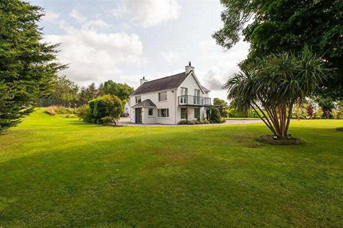 3 Bedroom Detached House For Sale In Cherryhill Road, Ballynahinch, BT24