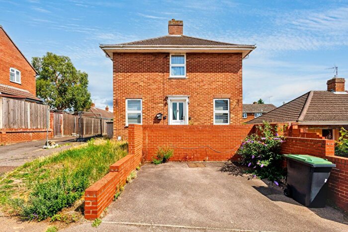 3 Bedroom Detached House For Sale In Snow Hill, Maulden, Bedford, MK45