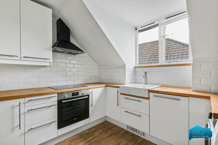 1 Bedroom Apartment To Rent In Medici Court, Hillfield Avenue, London, N8